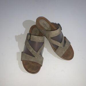 Eurosoft Gladis Shoes Womens Size 11M Beige Thong Wedge Buckle Sandals Comfort